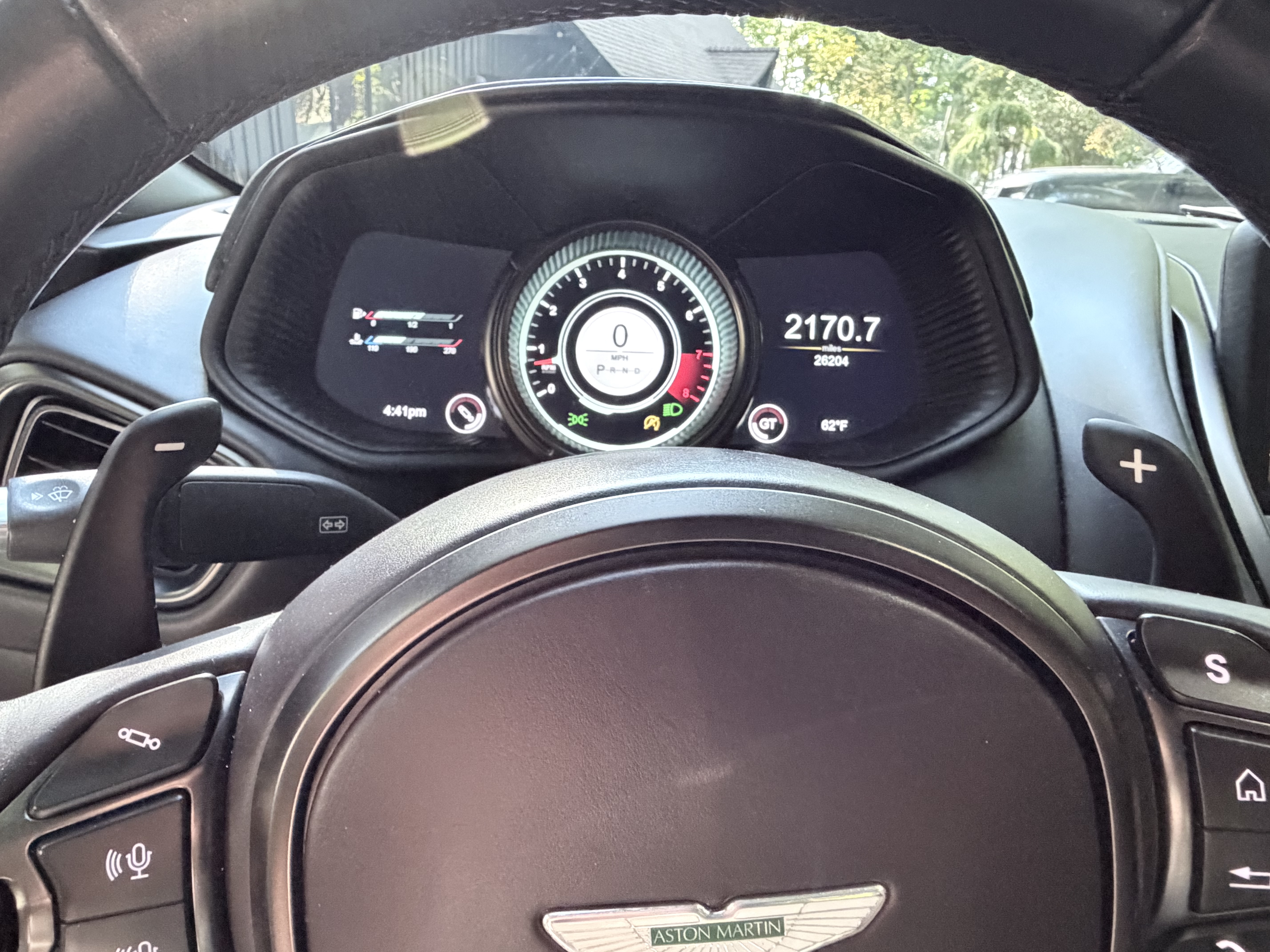 Used 2018 Aston Martin DB11 V12 RWD image 10