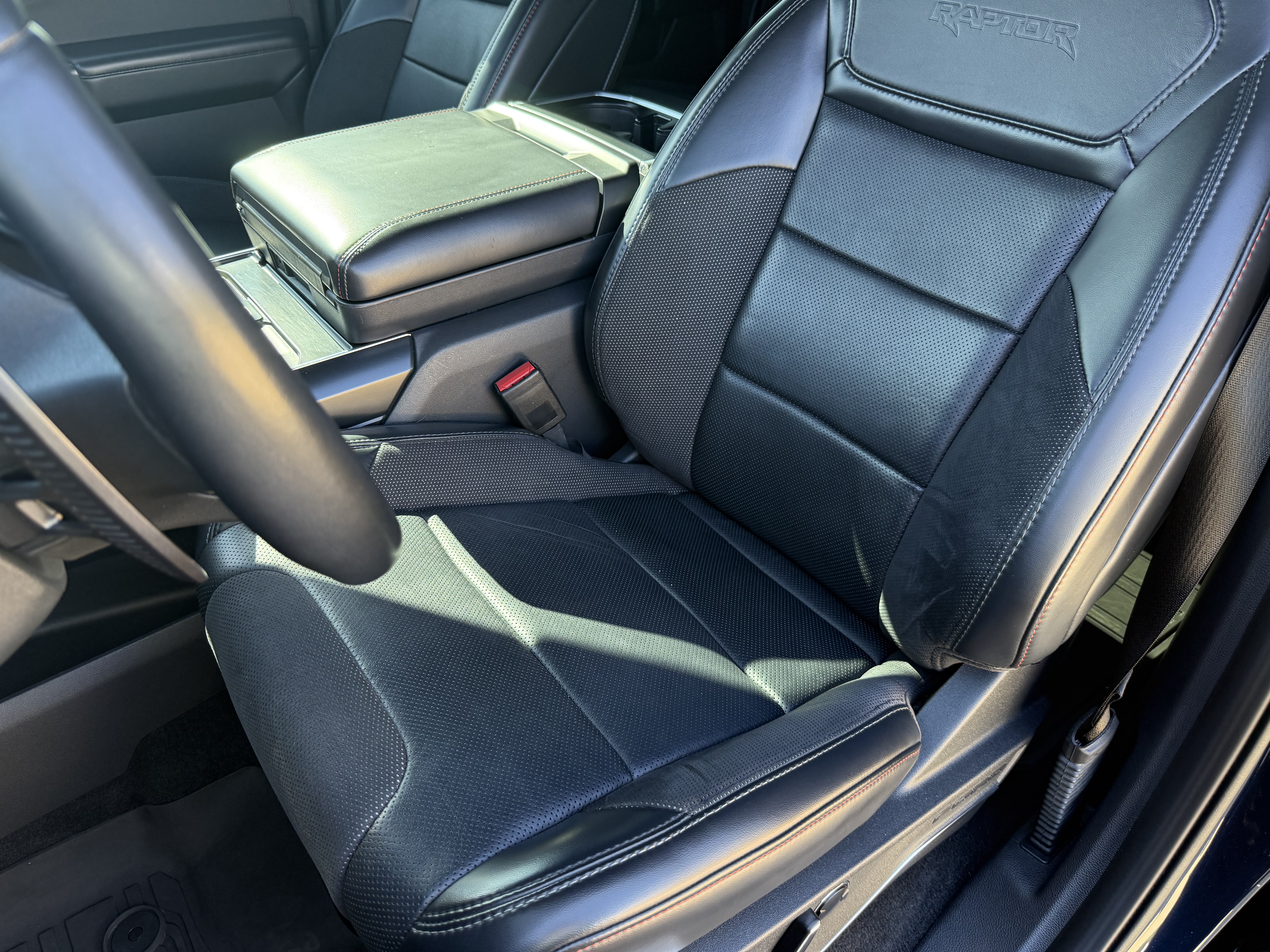 Used 2024 Ford F150 Raptor AWD/4WD image 13