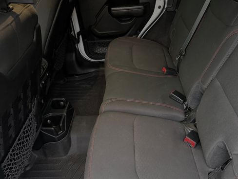 Used 2020 Jeep Wrangler Unlimited Rubicon image 13