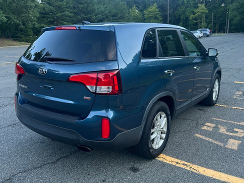 Used 2014 Kia Sorento LX AWD/4WD image 8