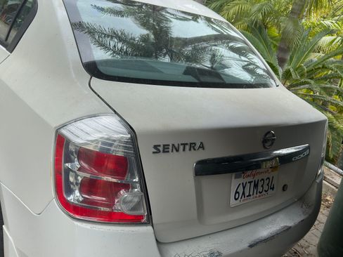 Used 2010 Nissan Sentra 2.0 S image 5