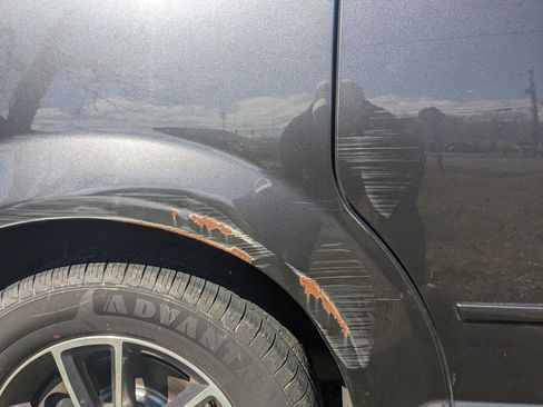 Used 2017 Dodge Grand Caravan SXT image 9