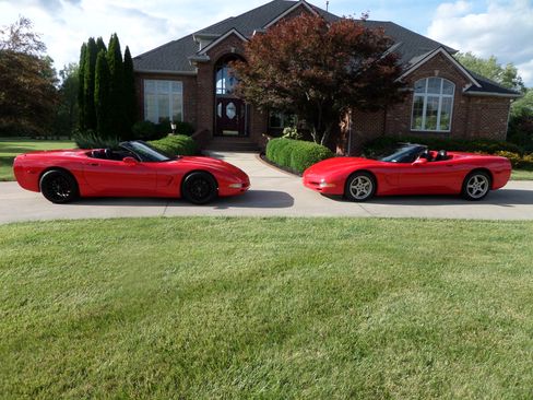 Used 2000 Chevrolet Corvette Convertible w/ Memory Pkg RWD image 16