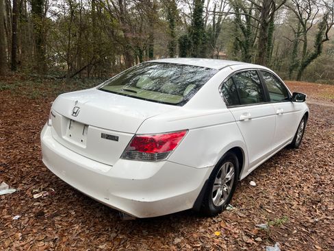 Used 2010 Honda Accord LX-P image 5