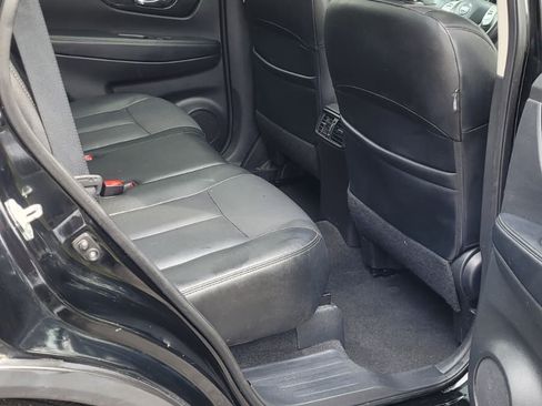 Used 2015 Nissan Rogue SL w/ SL Premium Package image 5