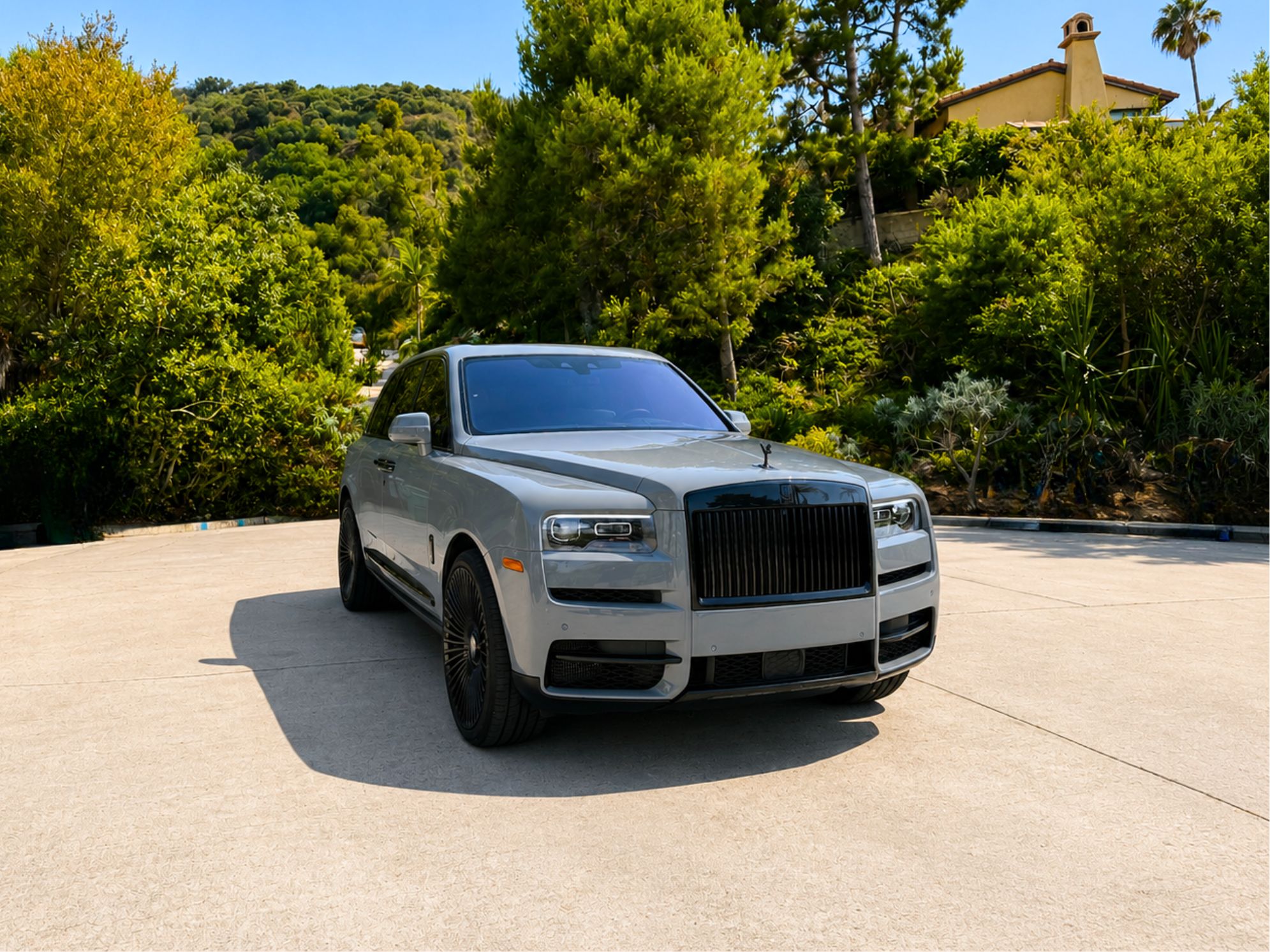Used 2023 Rolls-Royce Cullinan AWD/4WD image 5