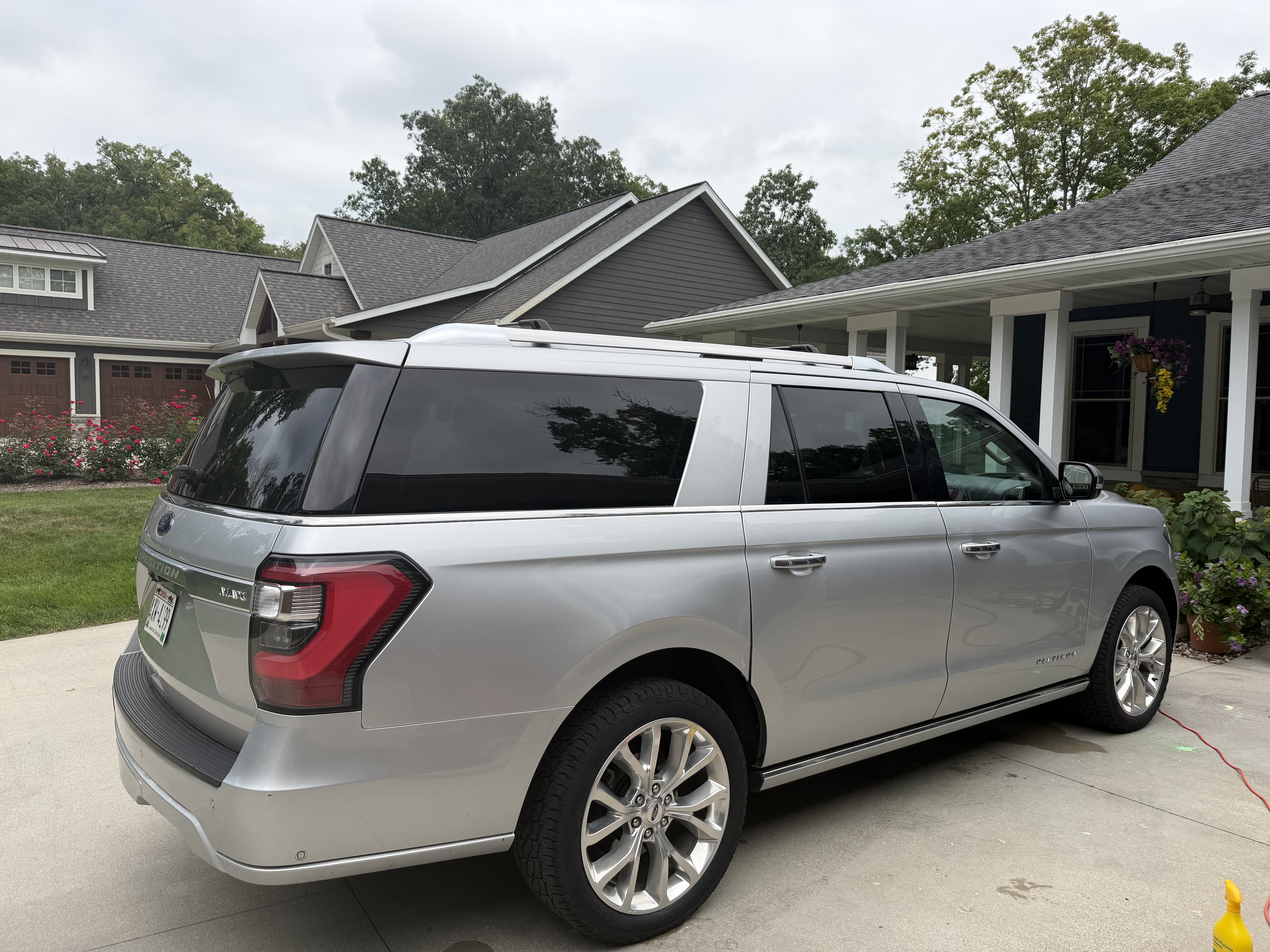 Used 2019 Ford Expedition Max Platinum AWD/4WD image 6