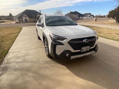 Used 2025 Subaru Outback Touring XT image 8