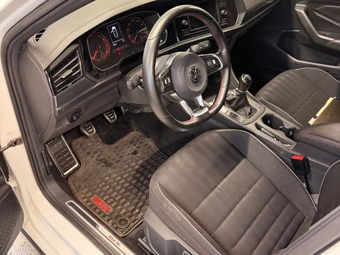 Used 2019 Volkswagen Jetta GLI FWD image 10