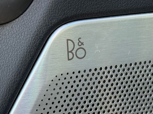 Used 2021 Ford F150 Lariat image 9