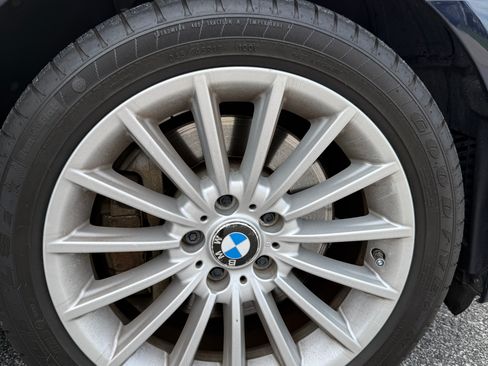 Used 2011 BMW 535i xDrive Sedan AWD/4WD image 19