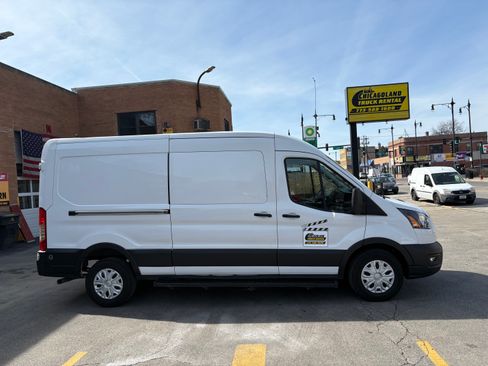 Used 2020 Ford Transit 250 Medium Roof w/ Load Area Protection Package image 4