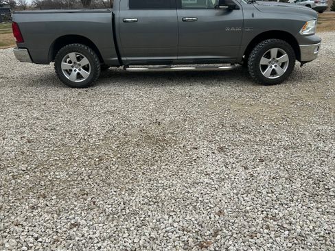 Used 2010 Dodge Ram 1500 Truck SLT w/ Big Horn Regional Pkg image 4
