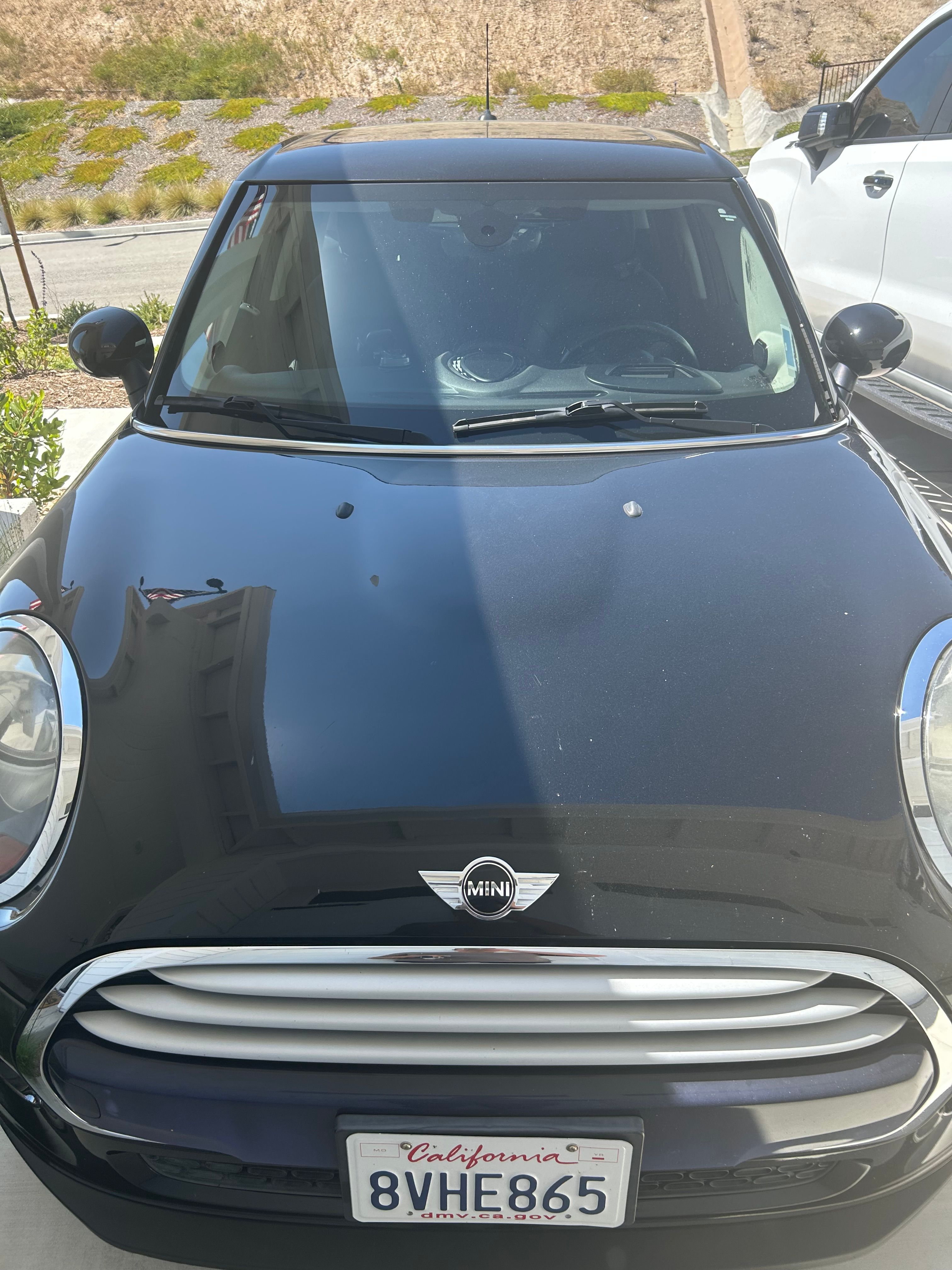 Used 2015 MINI Cooper 4-Door Hardtop FWD image 2