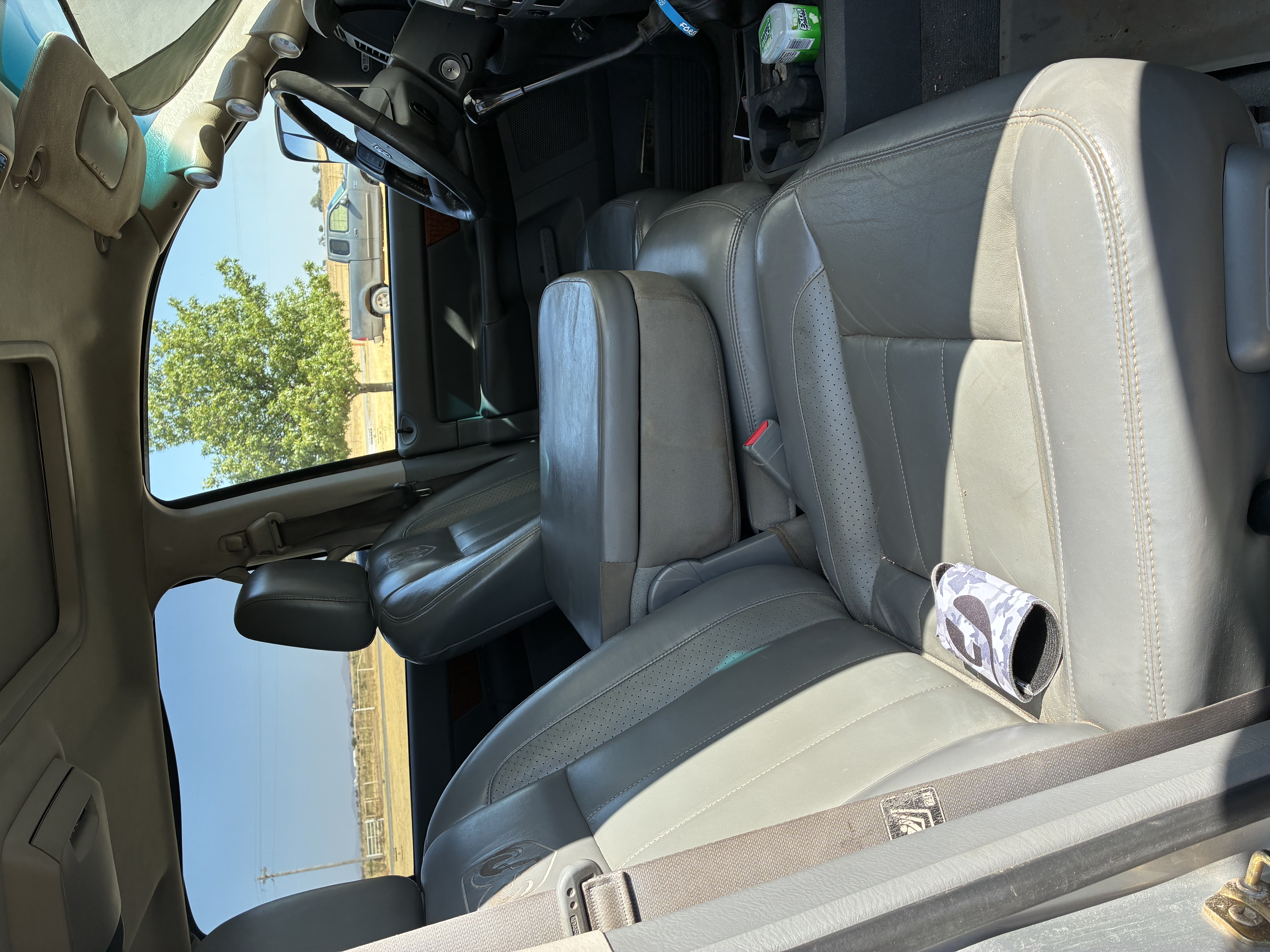Used 2006 Dodge Ram 3500 Truck Laramie w/ Protection Group AWD/4WD image 10