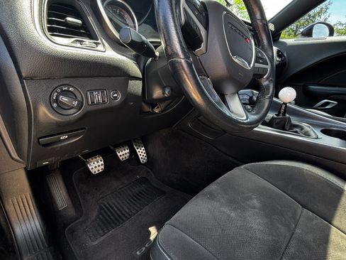 Used 2016 Dodge Challenger R/T Scat Pack RWD image 12