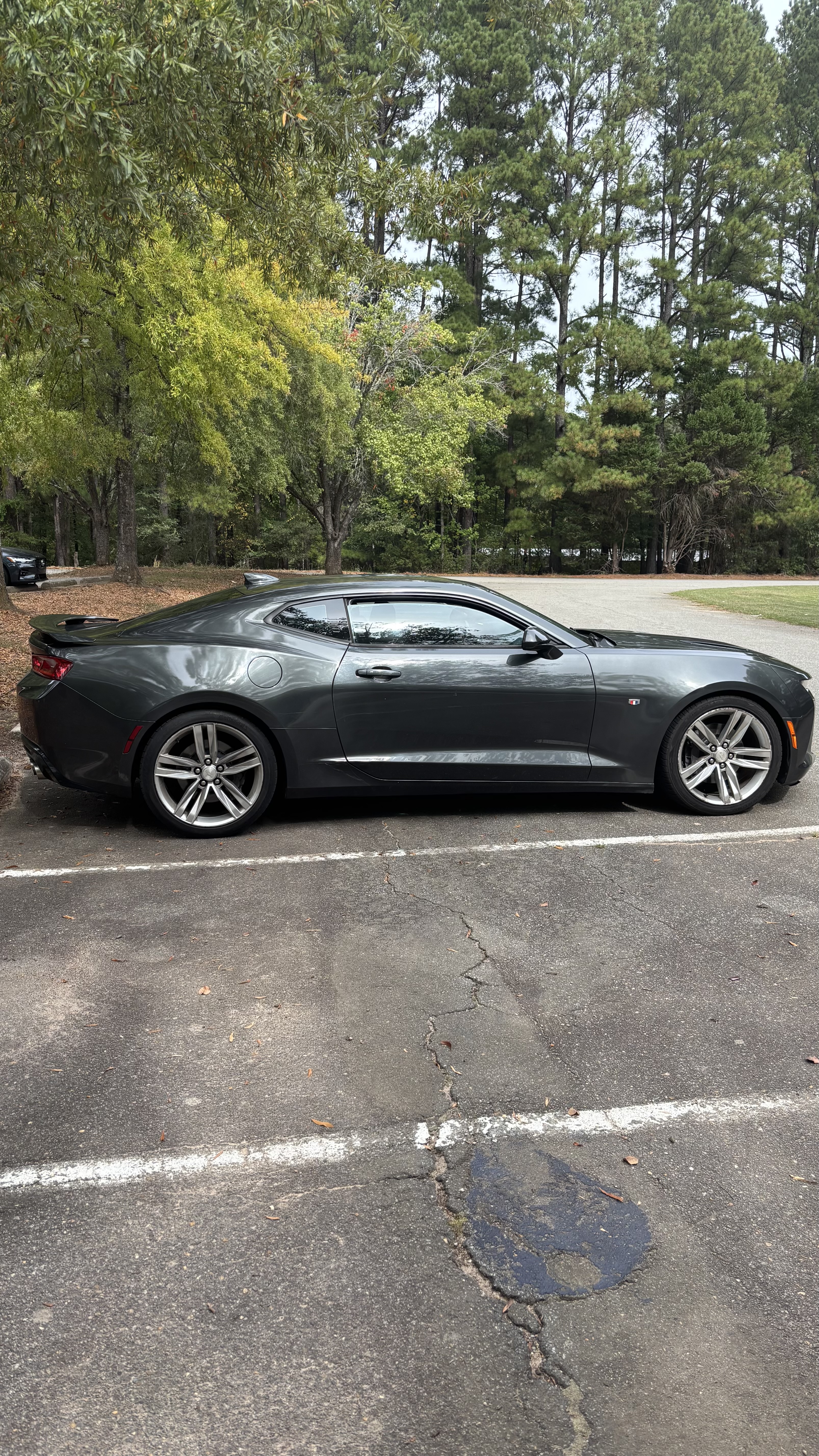 Used 2016 Chevrolet Camaro SS RWD image 5