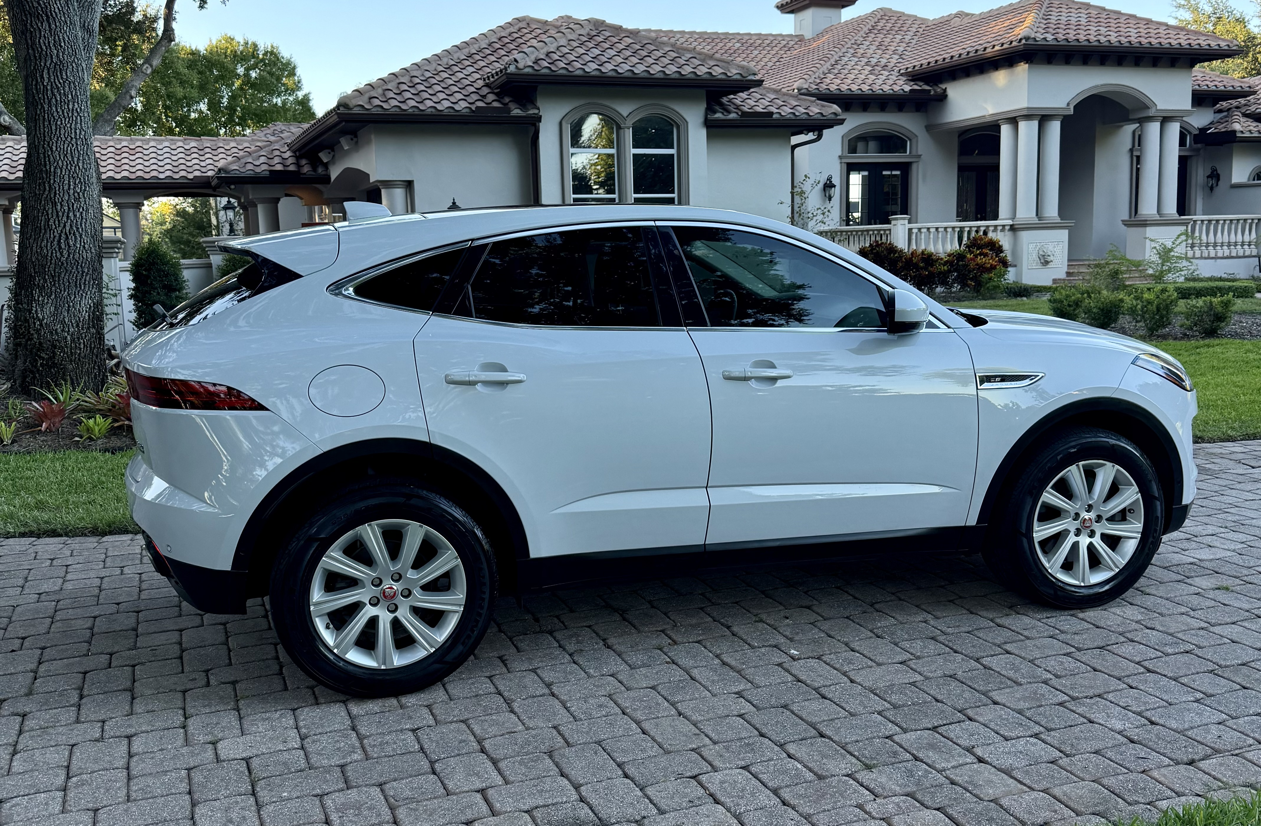 Used 2018 Jaguar E-PACE S AWD/4WD image 9