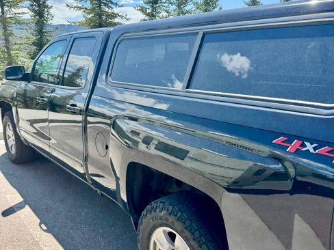 Used 2019 Chevrolet Silverado 1500 LT image 16