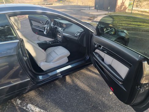 Used 2015 Mercedes-Benz E 400 E 400 4MATIC Coupe 2D image 16