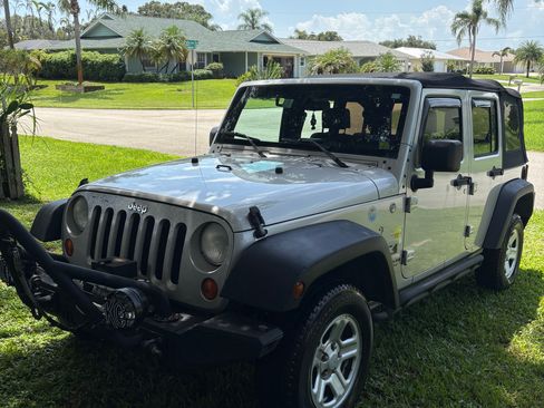 Used 2007 Jeep Wrangler Unlimited X w/ Trailer Tow Group AWD/4WD image 1