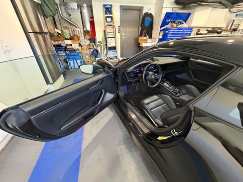 Used 2023 Porsche 911 Carrera T image 11