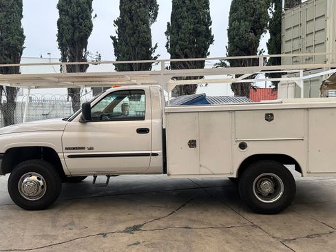 Used 2001 Dodge Ram 3500 Truck 2WD Regular Cab image 6