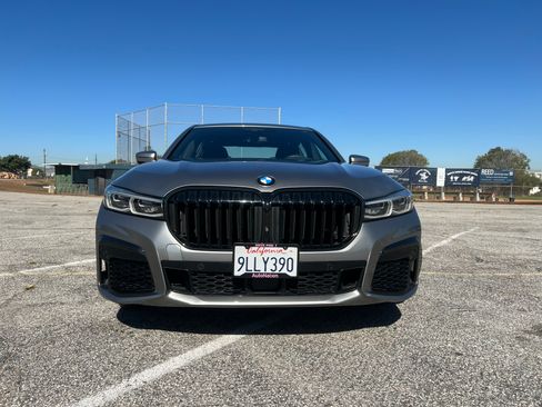 Used 2021 BMW 750i xDrive w/ Executive Package image 5