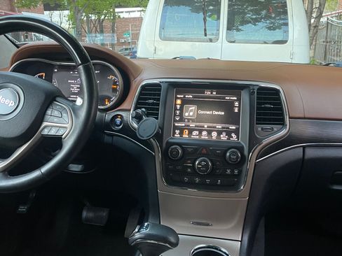 Used 2015 Jeep Grand Cherokee Summit image 27