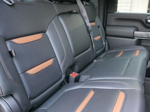 Used 2020 GMC Sierra 2500 AT4 w/ AT4 Premium Package AWD/4WD image 24