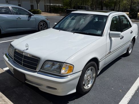 Used 1999 Mercedes-Benz C 230 image 1
