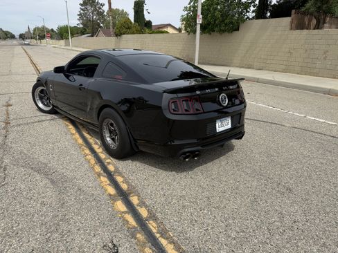 Used 2013 Ford Mustang Shelby GT500 RWD image 6