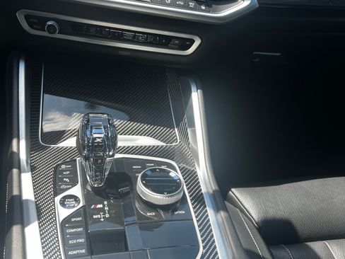 Used 2021 BMW X6 M50i AWD/4WD image 8