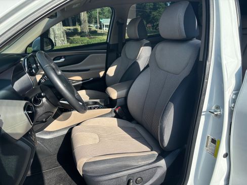 Used 2019 Hyundai Santa Fe FWD image 12