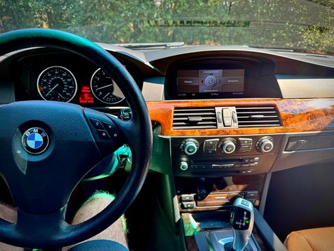 Used 2008 BMW 528i Sedan image 6