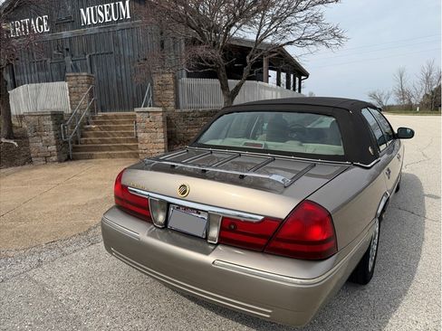 Used 2003 Mercury Grand Marquis GS image 6