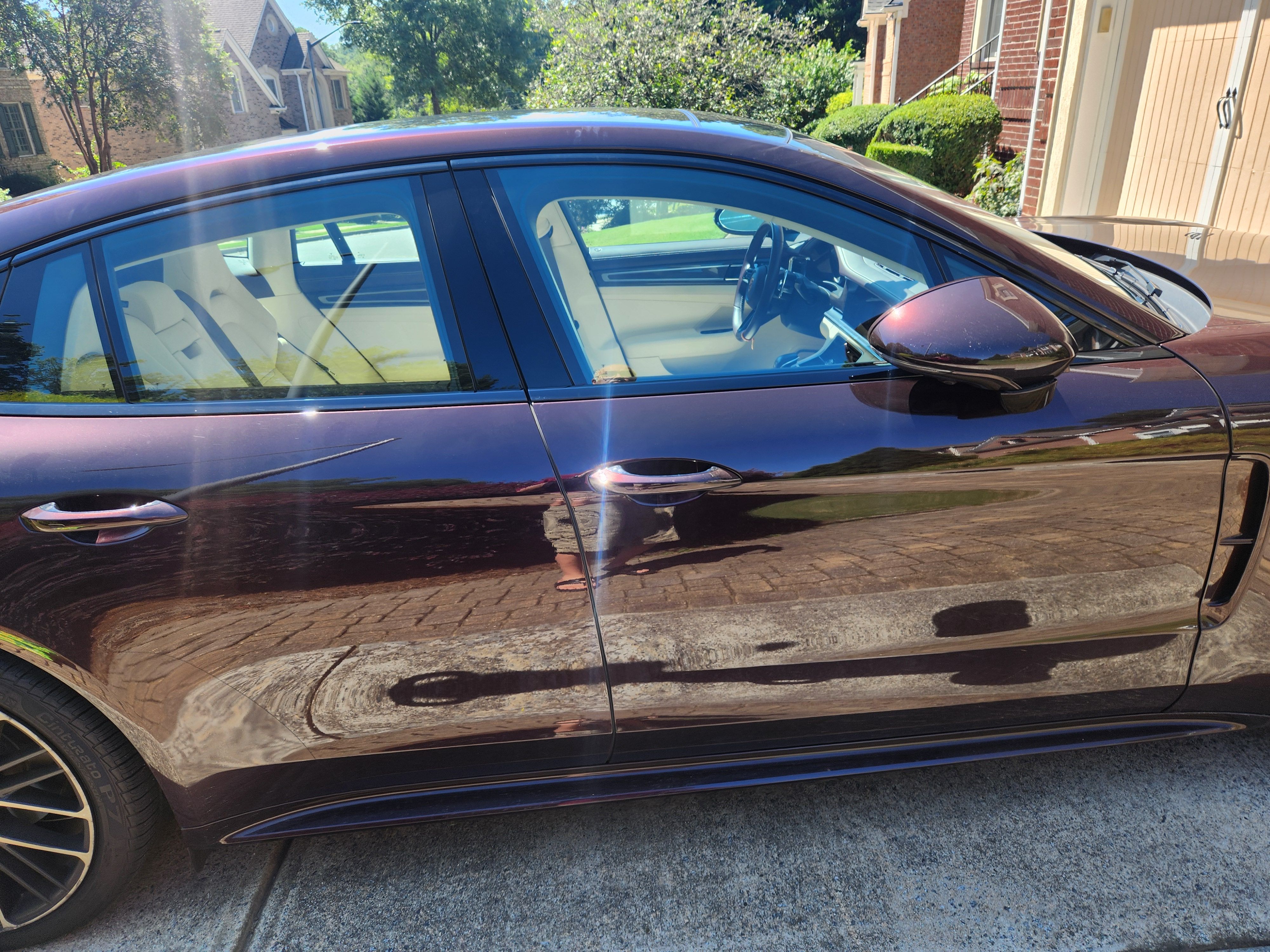 Used 2023 Porsche Panamera image 11