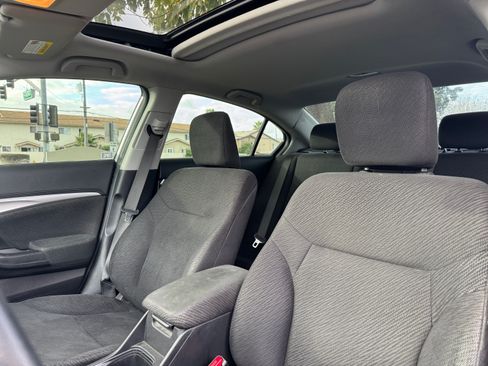 Used 2013 Honda Civic EX image 4