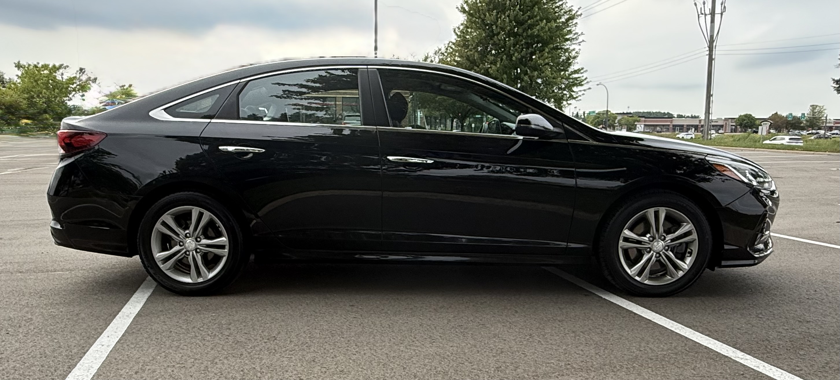Used 2018 Hyundai Sonata SEL w/ Tech Package 02 FWD image 4