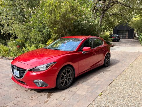 Used 2014 MAZDA MAZDA3 s Touring FWD image 9