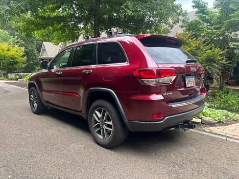 Used 2020 Jeep Grand Cherokee Limited AWD/4WD image 4