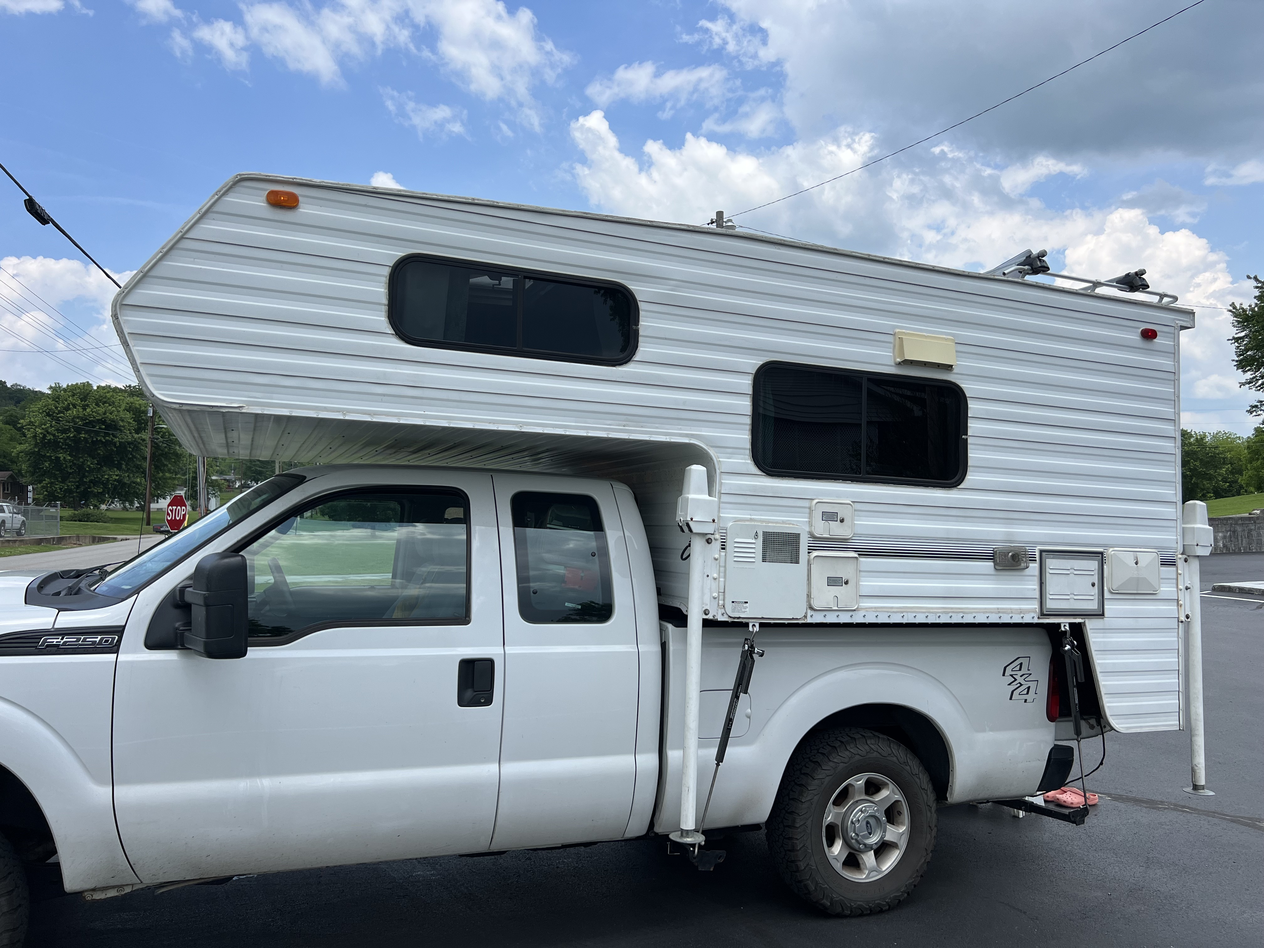 Used 2014 Ford F250 XL AWD/4WD image 4