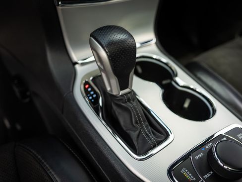 Used 2020 Jeep Grand Cherokee SRT w/ Trailer Tow Group IV image 22