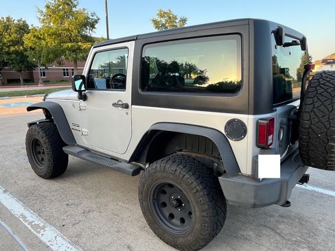 Used 2012 Jeep Wrangler Sport AWD/4WD image 12