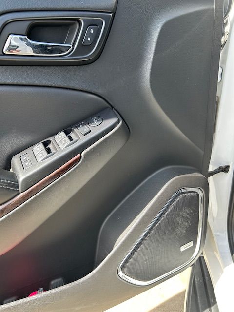 Used 2018 GMC Yukon SLE w/ SLE Value Package RWD image 4