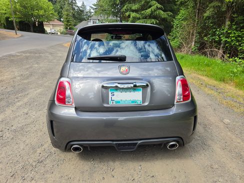 Used 2013 FIAT 500 Abarth FWD image 5