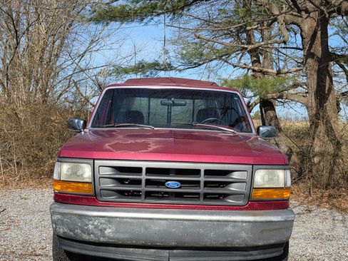 Used 1994 Ford F150 XL image 1