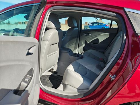 Used 2018 Chevrolet Volt LT w/ LT Driver Confidence Package image 12