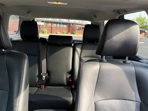 Used 2018 Toyota 4Runner Limited AWD/4WD image 16