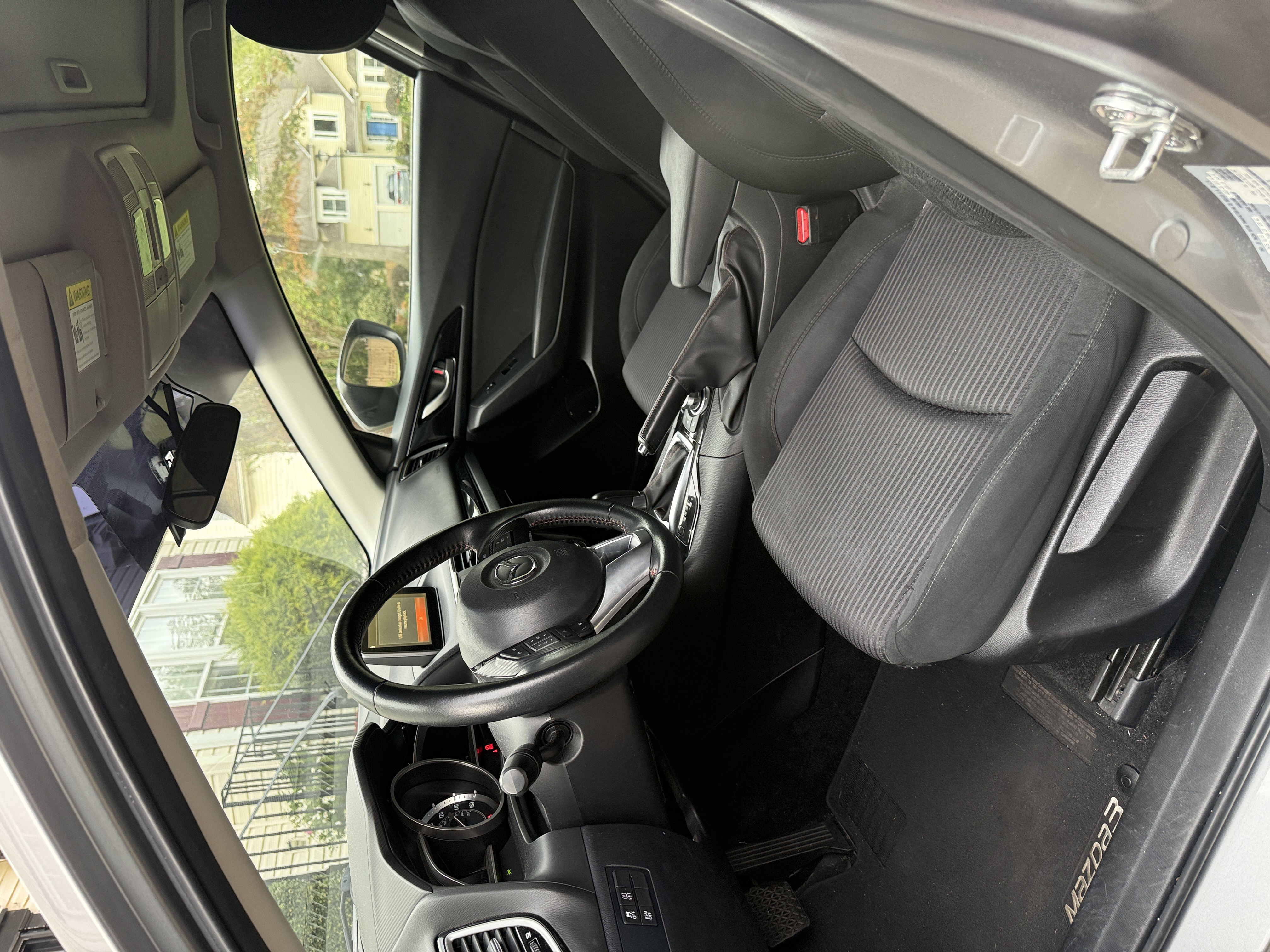 Used 2016 MAZDA MAZDA3 i Touring FWD image 5